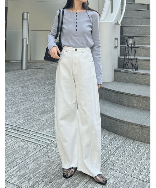 Re:EDIT（リエディ）の「[2025SS COLLECTION]リブカットソーヘンリーネックロングＴシャツ（Tシャツ/カットソー・レディース・グレー/ブルー/ブラック/アイボリー・MEDIUM/LARGE）」の18枚目の写真