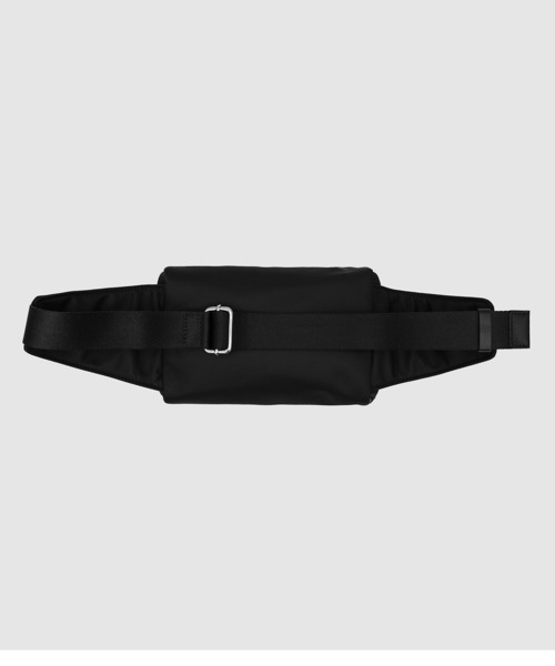 MM6 Maison Margiela（ｴﾑｴﾑｼｯｸｽ ﾒｿﾞﾝ ﾏﾙｼﾞｪﾗ）の「Belt Bag（ショルダーバッグ・レディース・その他・UNI）」の2枚目の写真