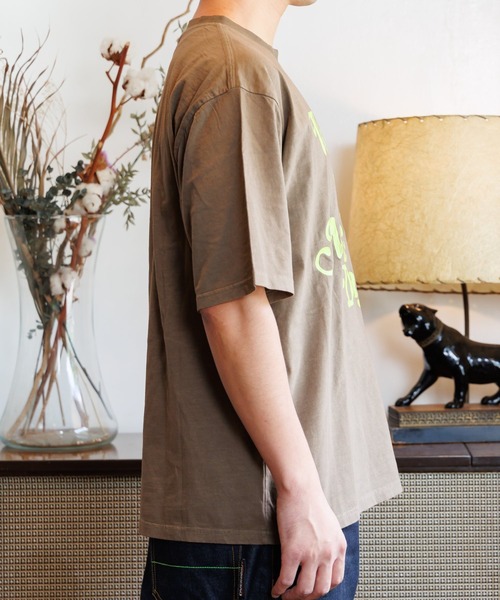 MAKE YOUR DAY(メイクユアデイ)の「ビンテージロゴ半袖Tシャツ■パパサイズ(Tシャツ/カットソー・メンズ・ブラウン/グリーン/ネイビー・M/L)」の4枚目の写真