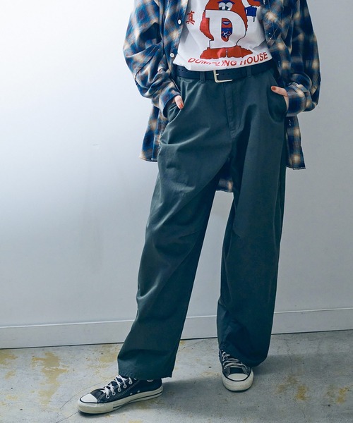 RNA（アールエヌエー）の「R4309 ワイドレッグチノ（チノパンツ・レディース・ベージュ/グレー/ブラック・MEDIUM）」の20枚目の写真