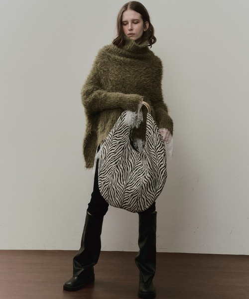 LE VERNIS（ル・ベルニ）の「LE VERNIS(ル・ベルニ)Sculpture bag M（トートバッグ・レディース・ホワイト/ブラック/ゼブラ・FREE）」の12枚目の写真