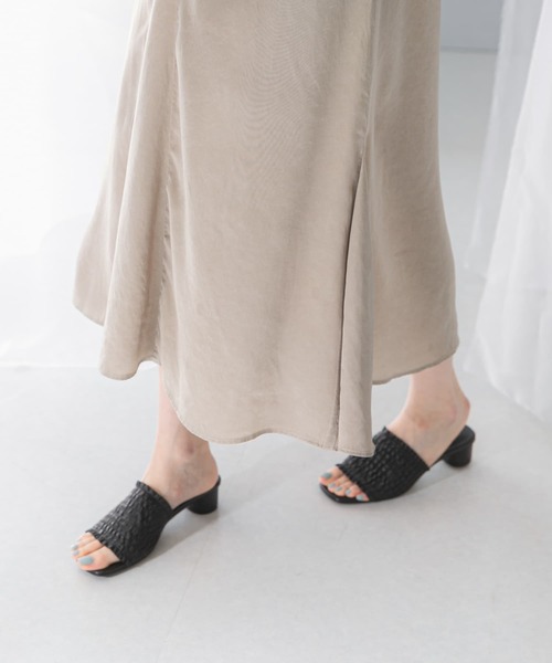 URBAN RESEARCH ROSSO WOMEN(アーバンリサーチ ロッソ)の「2WAYキュプラキャミワンピース(ワンピース・レディース・ベージュ/ネイビー・FREE)」の13枚目の写真