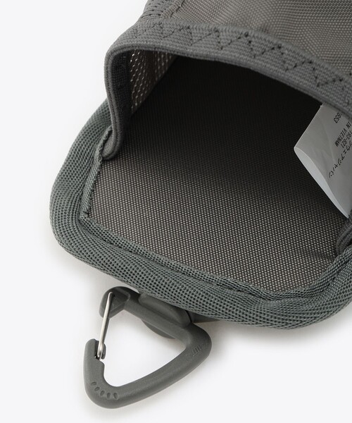 Columbia(コロンビア)の「Columbia/ワイルドウッド ボトルホルダー 水筒ポケット 外付け 軽量55g/コロンビア(ポーチ・レディース・ブラック系その他/ブラック・ONE SIZE)」の6枚目の写真