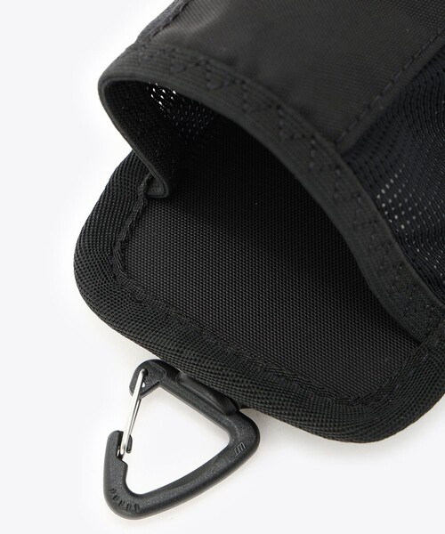 Columbia(コロンビア)の「Columbia/ワイルドウッド ボトルホルダー 水筒ポケット 外付け 軽量55g/コロンビア(ポーチ・レディース・ブラック系その他/ブラック・ONE SIZE)」の10枚目の写真