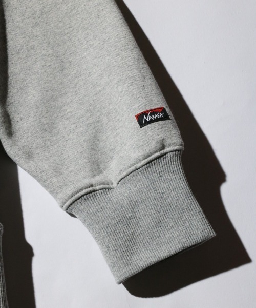 NANGA(ナンガ)の「NANGA / ナンガ ECO HYBRID MINI BOX LOGO EMBROIDERY SWEATSHIRT(UNISEX) エコハイブリッド ミニロゴ スウェット(Tシャツ/カットソー・メンズ・ホワイト/グレー・MEDIUM/LARGE/X-LARGE)」の14枚目の写真