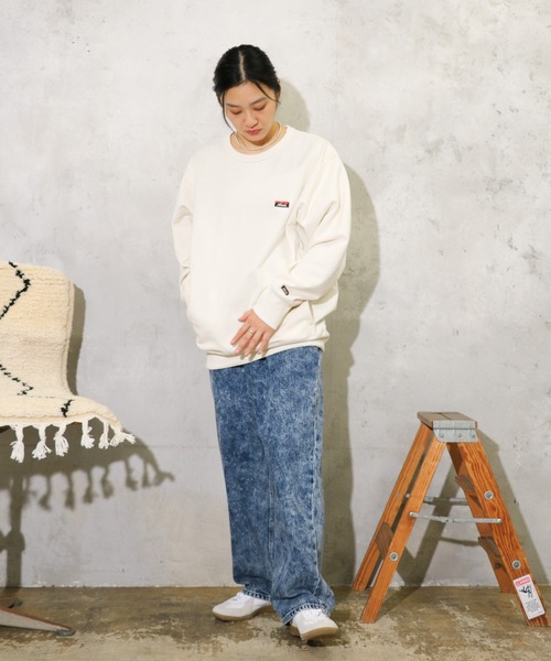 NANGA(ナンガ)の「NANGA / ナンガ ECO HYBRID MINI BOX LOGO EMBROIDERY SWEATSHIRT(UNISEX) エコハイブリッド ミニロゴ スウェット(Tシャツ/カットソー・メンズ・ホワイト/グレー・MEDIUM/LARGE/X-LARGE)」の18枚目の写真