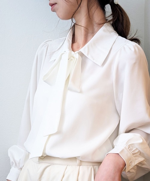 styiro(スタイロ)の「リボンボウタイブラウス オフィス服 ハレの日 セレモニー 七五三 卒入園・卒入学式(シャツ/ブラウス・レディース・ブルー/ホワイト/ピンク・FREE/L/M)」の9枚目の写真