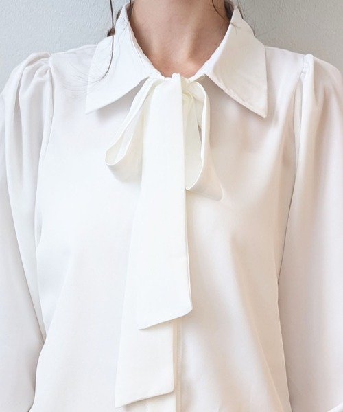 styiro(スタイロ)の「リボンボウタイブラウス オフィス服 ハレの日 セレモニー 七五三 卒入園・卒入学式(シャツ/ブラウス・レディース・ブルー/ホワイト/ピンク・FREE/L/M)」の17枚目の写真