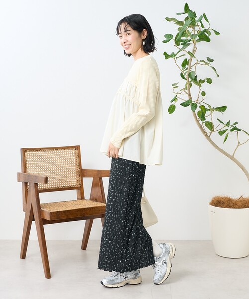 FREAK'S STORE(フリークスストア)の「花柄 ストレッチスカート(スカート・レディース・ベージュ/ブラック・フリ-)」の4枚目の写真