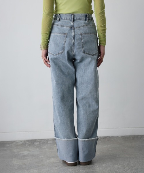 Floran（フローラン）の「ロールアップワイドデニムストレートパンツ（デニムパンツ・レディース・グレー/ワンウォッシュ/ライトブルー・FREE）」の20枚目の写真