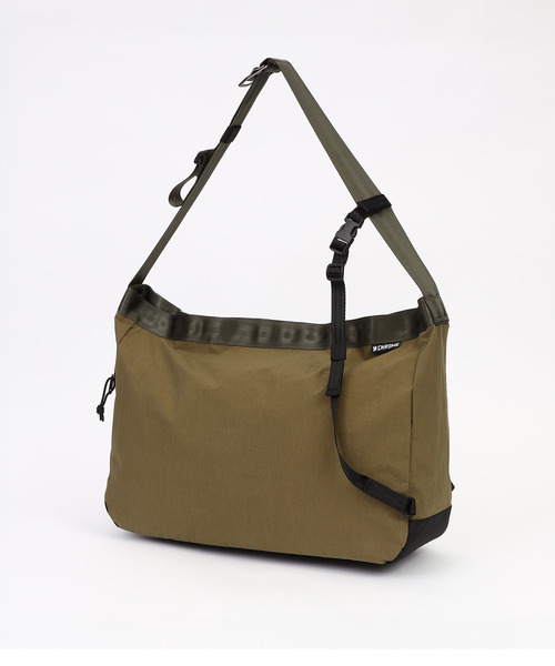 CHROME（クローム）の「［ CHROME / クローム ］NEWSPAPER MESSENGER / ニュースペーパー メッセンジャー バッグ 耐水 26L ビッグショルダーバッグ（ショルダーバッグ・メンズ・レッド系その他/オレンジ/ライトブルー/オリーブ・FREE）」の7枚目の写真