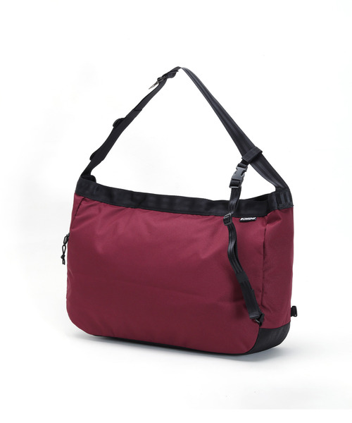 CHROME（クローム）の「［ CHROME / クローム ］NEWSPAPER MESSENGER / ニュースペーパー メッセンジャー バッグ 耐水 26L ビッグショルダーバッグ（ショルダーバッグ・メンズ・レッド系その他/オレンジ/ライトブルー/オリーブ・FREE）」の21枚目の写真