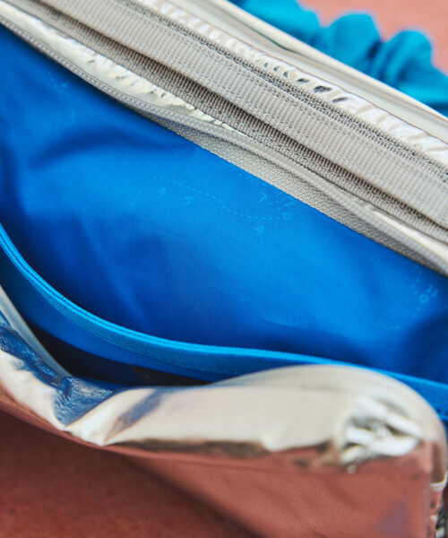 Topologie（トポロジー）の「Topologie/トポロジー Bottle Sacoche ボトルサコッシュ【バッグ単体】（スマホグッズ・レディース・シルバー/ゴールド/ブラック/ベージュ・ONE SIZE）」の13枚目の写真