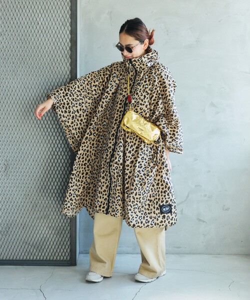 Topologie（トポロジー）の「Topologie/トポロジー Bottle Sacoche ボトルサコッシュ【バッグ単体】（スマホグッズ・レディース・シルバー/ゴールド/ブラック/ベージュ・ONE SIZE）」の17枚目の写真