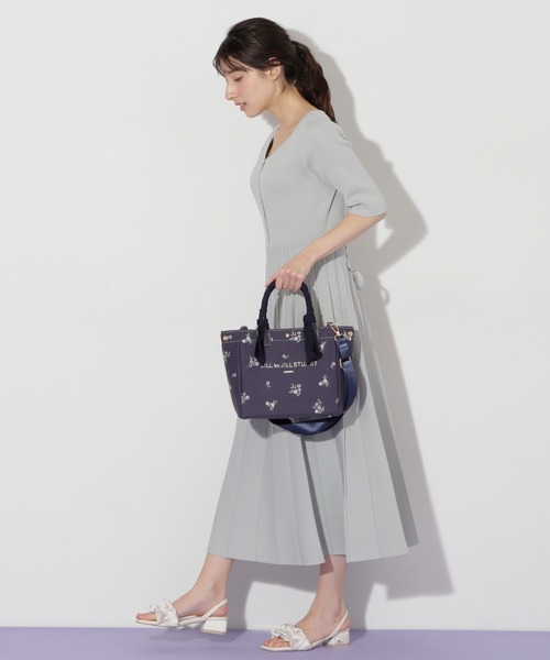 JILL by JILL STUART(ジルバイジルスチュアート)の「◇エンブロイダリーブルームトート(トートバッグ・レディース・アイボリー/ネイビー・FREE)」の8枚目の写真