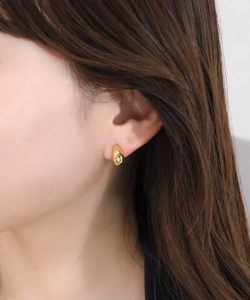 blackdia ocean(ブラックダイヤオーシャン)の「blackdia ocean ミニティアドロップピアス/イヤリング(ピアス(両耳用)・レディース・シルバー/ゴールド/ゴールド系その他/シルバー系その他・FREE)」の8枚目の写真