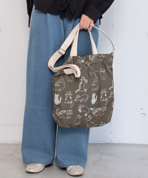 POU DOU DOU（プードゥドゥ）の「＜Daily＞キャンパスオリジナルプリント2wayショルダーバッグ（ショルダーバッグ・レディース・ダークグレー/キナリ/ブルー・フリー）」の13枚目の写真