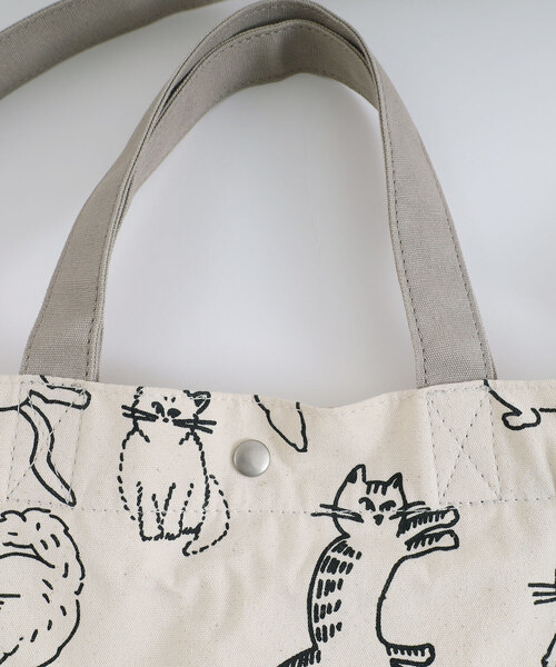 POU DOU DOU（プードゥドゥ）の「＜Daily＞キャンパスオリジナルプリント2wayショルダーバッグ（ショルダーバッグ・レディース・ダークグレー/キナリ/ブルー・フリー）」の5枚目の写真