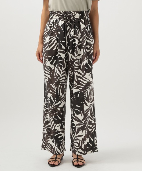 BAYFLOW（ベイフロー）の「[さらっとした肌触り]ツイル柄ワイドパンツ（その他パンツ・レディース・アイボリー/ブラック・FREE）」の7枚目の写真