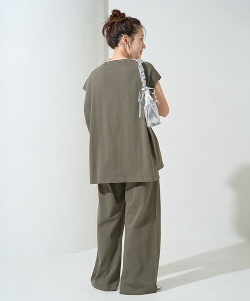 セール】限定展開 Vネックフレンチスリーブパンツセットアップ