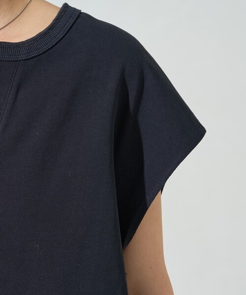 FREAK'S STORE（フリークスストア）の「限定展開　Vネックフレンチスリーブパンツセットアップ（その他パンツ・レディース・ベージュ/オリーブ/ブラック/ブラウン/レッド/ネイビー・SMALL/MEDIUM）」の16枚目の写真