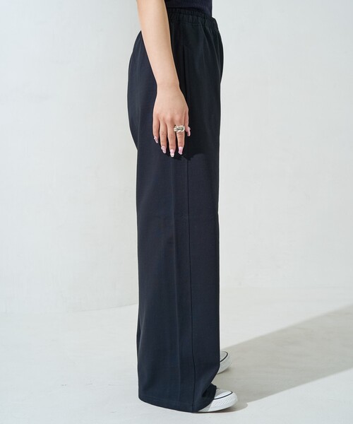 FREAK'S STORE（フリークスストア）の「限定展開　Vネックフレンチスリーブパンツセットアップ（その他パンツ・レディース・ベージュ/オリーブ/ブラック/ブラウン/レッド/ネイビー・SMALL/MEDIUM）」の12枚目の写真