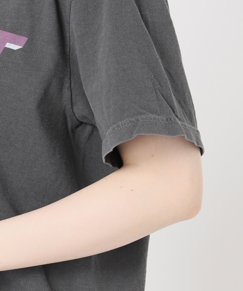 JOURNAL STANDARD relume（ジャーナルスタンダード　レリューム）の「スーベニアピグメントTEE（Tシャツ/カットソー・レディース・ホワイト/ブラック/ブラック系その他・FREE）」の21枚目の写真