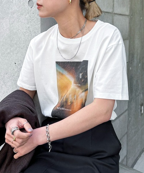 feepur(フェピュール)の「アソートフォトTee(Tシャツ/カットソー・レディース・オフホワイト/ホワイト・MEDIUM)」の1枚目の写真