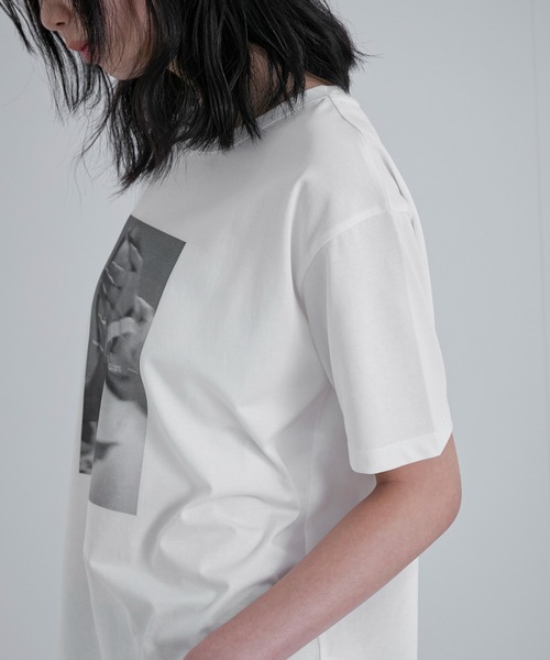 feepur(フェピュール)の「アソートフォトTee(Tシャツ/カットソー・レディース・オフホワイト/ホワイト・MEDIUM)」の6枚目の写真