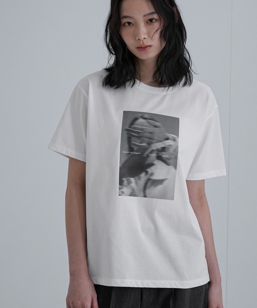 feepur(フェピュール)の「アソートフォトTee(Tシャツ/カットソー・レディース・オフホワイト/ホワイト・MEDIUM)」の5枚目の写真