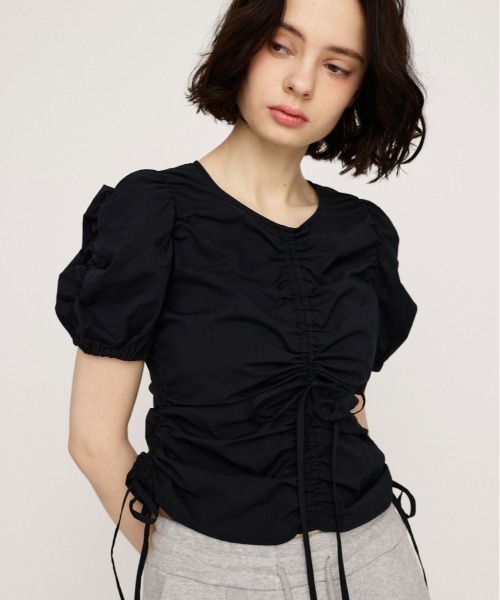 SLY（スライ）の「GATHER WOVEN TOPS ギャザー ウーブン トップス 夏服（シャツ/ブラウス・レディース・ホワイト/レッド/ブラック・FREE）」の3枚目の写真