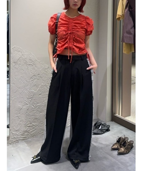 SLY（スライ）の「GATHER WOVEN TOPS ギャザー ウーブン トップス 夏服（シャツ/ブラウス・レディース・ホワイト/レッド/ブラック・FREE）」の22枚目の写真