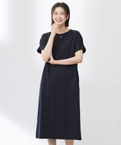 J.PRESS(ジェイプレス)の「【WEB限定カラーあり・洗える】コットンスムース ドルマンスリーブ ワンピース(ワンピース・レディース・ピーコックグリーン系/ネイビー系/ダークブラウン系/ライトグレー系・T13/T15)」の4枚目の写真