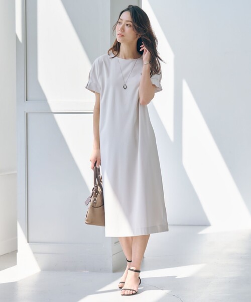 J.PRESS(ジェイプレス)の「【WEB限定カラーあり・洗える】コットンスムース ドルマンスリーブ ワンピース(ワンピース・レディース・ピーコックグリーン系/ネイビー系/ダークブラウン系/ライトグレー系・T13/T15)」の5枚目の写真