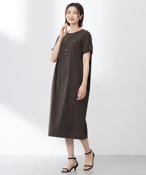 J.PRESS(ジェイプレス)の「【WEB限定カラーあり・洗える】コットンスムース ドルマンスリーブ ワンピース(ワンピース・レディース・ピーコックグリーン系/ネイビー系/ダークブラウン系/ライトグレー系・T13/T15)」の9枚目の写真