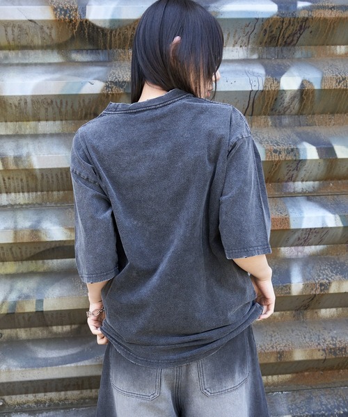 WEGO(ウィゴー)の「WEGO/ブリーチヴィンテージグラフィックT(Tシャツ/カットソー・メンズ・スミクロ/オフホワイト/ブラック系その他・MEDIUM/LARGE)」の18枚目の写真