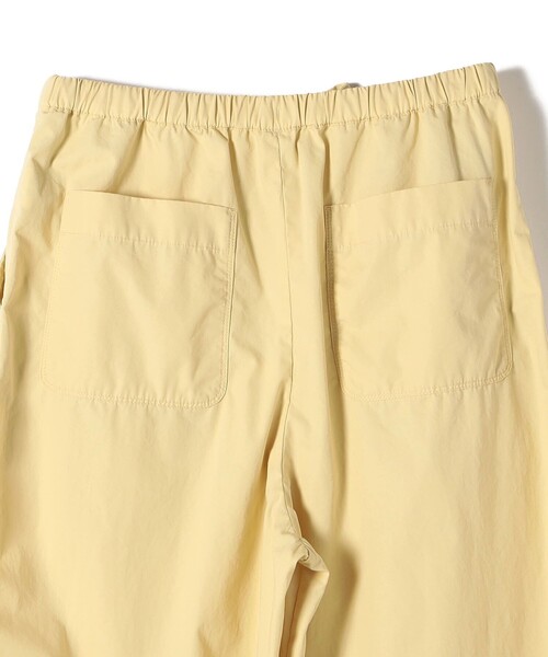 SHIPS（シップス）の「SHIPS Primary Navy Label:〈手洗い可能〉コットン イージー カーゴ パンツ（カーゴパンツ・レディース・オリーブ/イエロー・38/36）」の7枚目の写真