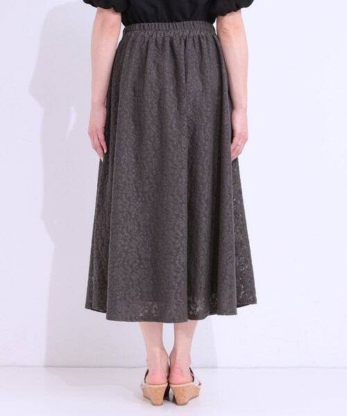 DRESKIP（ドレスキップ）の「【S-LL】メッシュレースが魅力的なフレアスカート（スカート・レディース・ブラック/オフホワイト/チャコールグレー・01/02/03/04）」の19枚目の写真
