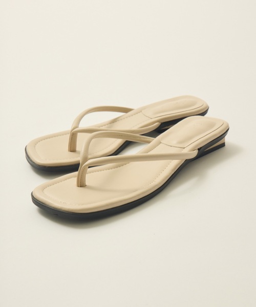 NEUNA(ヌナ)の「エコレザートングサンダル(サンダル・レディース・アイボリー/ブラック・36/38/39)」の22枚目の写真