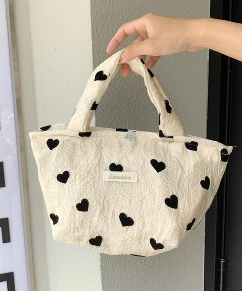 VIBGYOR(ヴィブジョー)の「Liaa/ブラックハート柄ミニトートバッグ A18145(トートバッグ・レディース・ホワイト・FREE)」の2枚目の写真