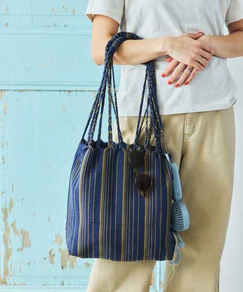 DULTON(ダルトン)の「DULTON/ダルトン HAMMOCK TOTE S ハンモック ストライプトートS(トートバッグ・レディース・イエロー/ネイビー/ピンク/レッド/グリーン/ブルー・ONE SIZE)」の3枚目の写真