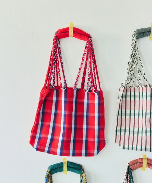 DULTON(ダルトン)の「DULTON/ダルトン HAMMOCK TOTE S ハンモック ストライプトートS(トートバッグ・レディース・イエロー/ネイビー/ピンク/レッド/グリーン/ブルー・ONE SIZE)」の2枚目の写真