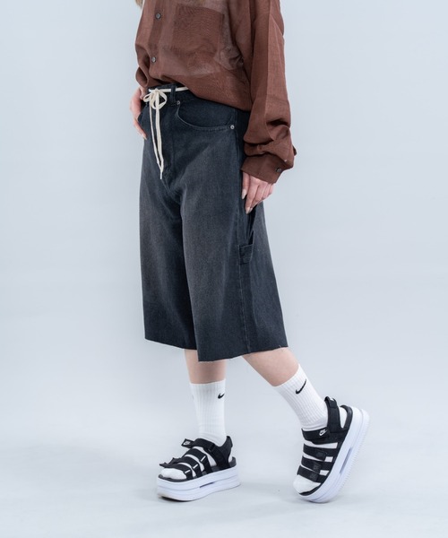 En serio TOKYO（エンソリオトーキョー）の「ペインターショートデニムパンツ（その他パンツ・メンズ・ブルー/ブラック/ネイビー・MEDIUM/LARGE/X-LARGE）」の5枚目の写真