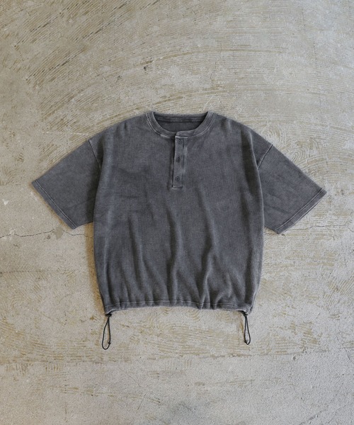 ROCHEM（ローシェン）の「ヴィンテージ加工サーマルヘンリーネックドローコードT（Tシャツ/カットソー・メンズ・ブラウン/グレー/ブラック・XS/S/M/L）」の13枚目の写真