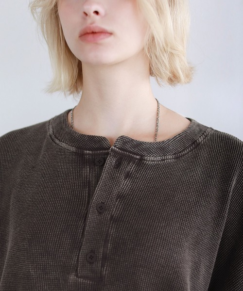 ROCHEM（ローシェン）の「ヴィンテージ加工サーマルヘンリーネックドローコードT（Tシャツ/カットソー・メンズ・ブラウン/グレー/ブラック・XS/S/M/L）」の18枚目の写真