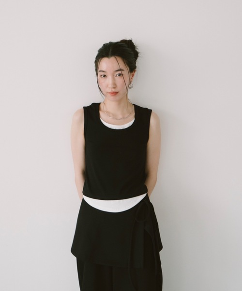 DRWCYS(ドロシーズ)の「レイヤードカットタンクトップ(タンクトップ・レディース・ホワイト/ブラック・FREE)」の14枚目の写真