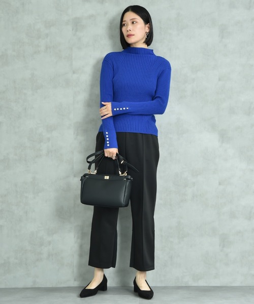 INTERPLANET（インタープラネット）の「変形編み袖口ボタンリブニット（ニット/セーター・レディース・ブルー/レッド/オフホワイト/イエロー/ブラック・LARGE/FREE）」の9枚目の写真