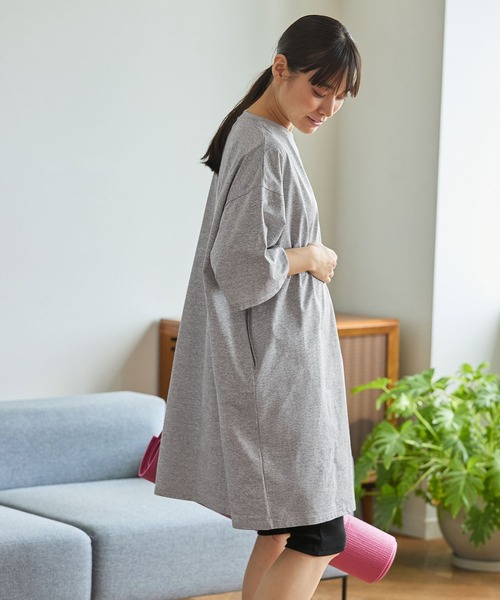 THE CRAFT CREW PRODUCTS(ザクラフトクループロダクツ)の「〈クイックドライ〉ビッグシルエット ストレッチTシャツワンピース【THE CRAFT CREW PRODUCTS】(Tシャツ/カットソー・レディース・ネイビー/ライトグレー/ブラック/アイボリー・FREE)」の7枚目の写真