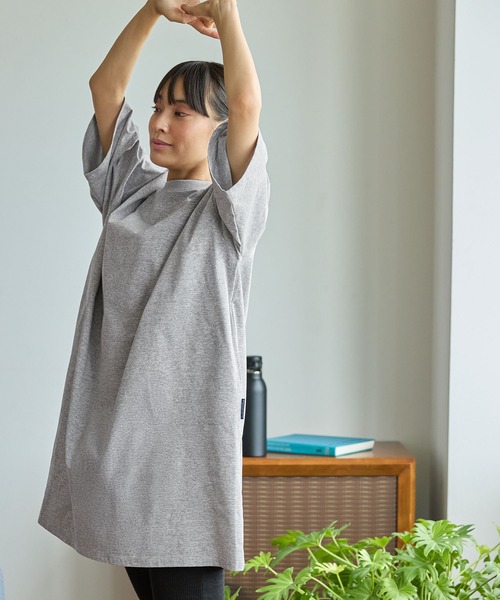 THE CRAFT CREW PRODUCTS(ザクラフトクループロダクツ)の「〈クイックドライ〉ビッグシルエット ストレッチTシャツワンピース【THE CRAFT CREW PRODUCTS】(Tシャツ/カットソー・レディース・ネイビー/ライトグレー/ブラック/アイボリー・FREE)」の10枚目の写真