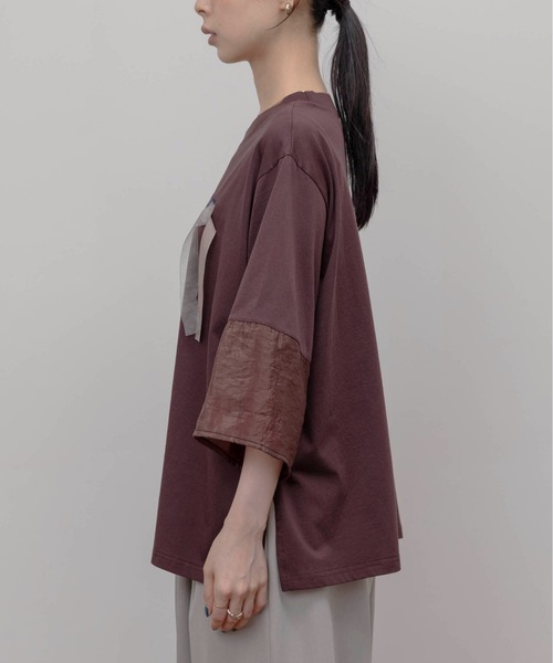 Eimee Law（エイミーロウ）の「テープロゴ エンブロ切替トップス（Tシャツ/カットソー・レディース・ブラウン/オフホワイト/ブラック/グレー・FREE）」の8枚目の写真